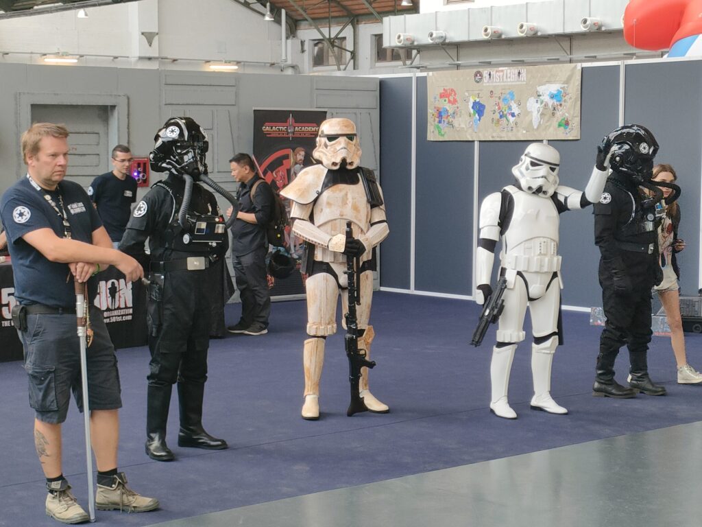 Photo de stormtroopers au festival de la BD 2022 de Bruxelles