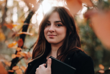 Manon Dubreuil : “À travers le dessin, à travers l’art, on transmet quelque chose”
